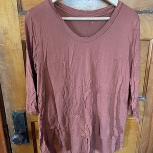 Latched Mama Long Sleeve V-Neck Tee, Rust, Small